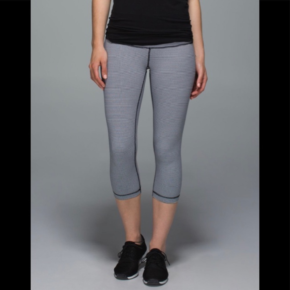 Lululemon Gingham Wunder Under Crops